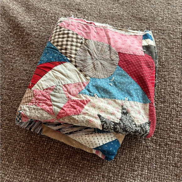 Antique Patchwork Quilt - Picture 12 of 12